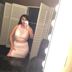 Meet your Posher, Danielle